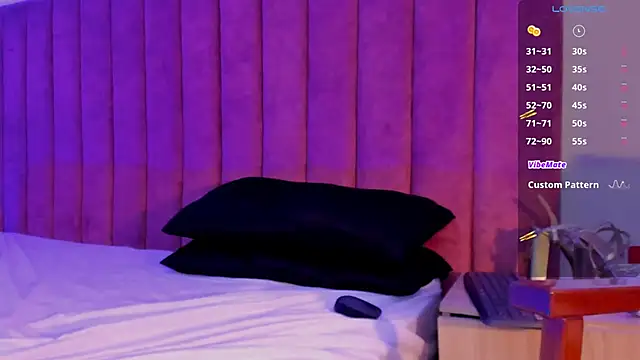 JulianaaHerrera online show from 01.31.25