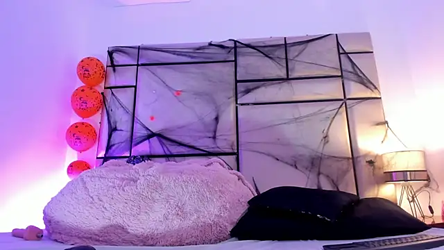 JulianaaHerrera online show from 11.04.25