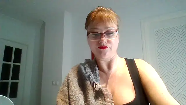 Snapshot of Luzia-Sal chatting on 01.27.25 Luzia-Sal online show from 01.27.25