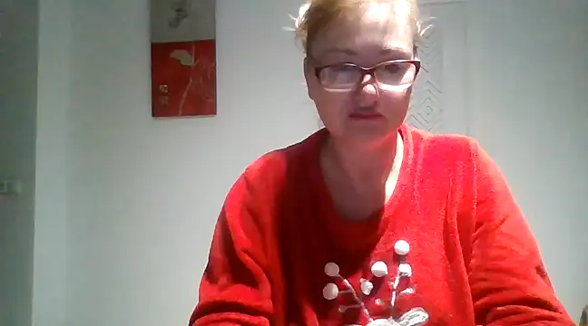 Snapshot of Luzia-Sal chatting on 02.02.25 Luzia-Sal online show from 02.02.25