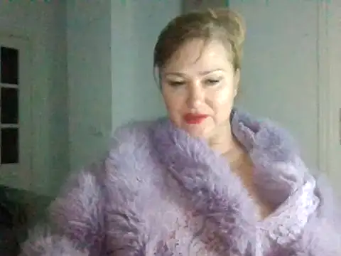 Snapshot of Luzia-Sal chatting on 02.02.25 Luzia-Sal online show from 02.02.25