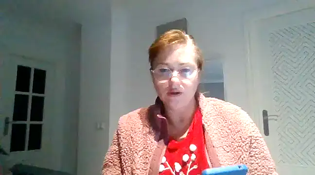 Snapshot of Luzia-Sal chatting on 02.03.25 Luzia-Sal online show from 02.03.25