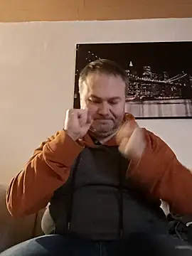 Pourleplasirs online show from 02.06.25