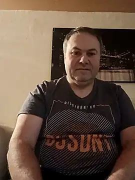 Pourleplasirs online show from 02.15.25