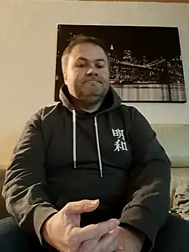 Pourleplasirs online show from 02.20.25