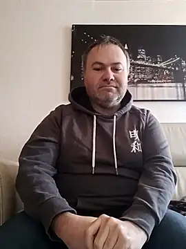 Pourleplasirs online show from 02.21.25