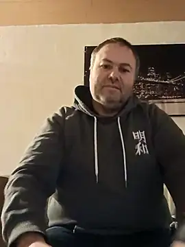 Pourleplasirs online show from 02.21.25