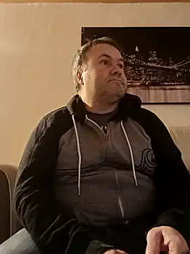 Pourleplasirs online show from 02.27.25