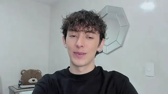 Snapshot of miketwink chatting on 02.03.26 miketwink online show from 02.03.26