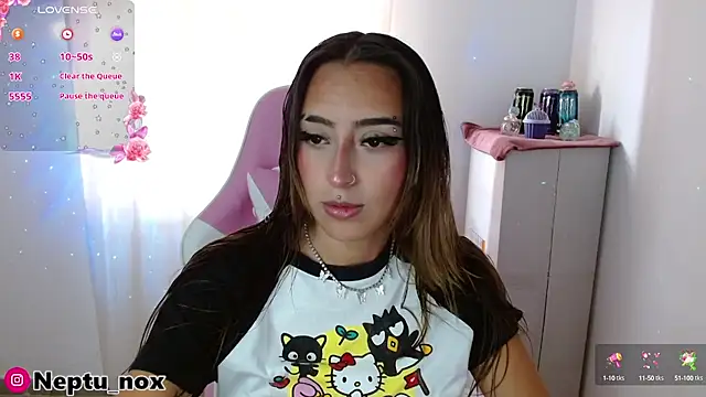 Snapshot of neptu_noxx chatting on 02.21.25 neptu noxx online show from 02.21.25