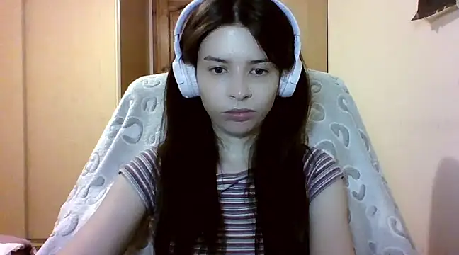 Snapshot of LariceSexy chatting on 02.16.25 LariceSexy online show from 02.16.25