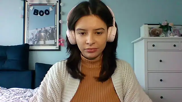 Snapshot of LariceSexy chatting on 10.24.25 LariceSexy online show from 10.24.25