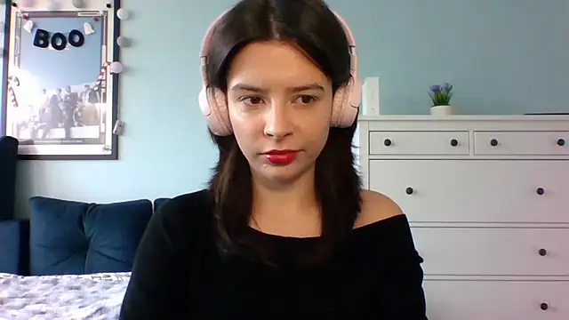 Snapshot of LariceSexy chatting on 11.04.25 LariceSexy online show from 11.04.25