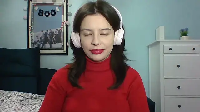 Snapshot of LariceSexy chatting on 11.09.25 LariceSexy online show from 11.09.25