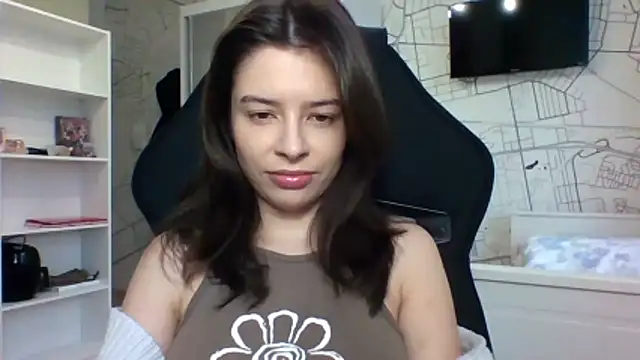 Snapshot of LariceSexy chatting on 11.25.25 LariceSexy online show from 11.25.25