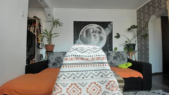 Snapshot of morgank chatting on 02.08.25 morgank online show from 02.08.25