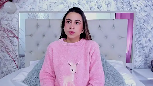 Snapshot of Ariana_greenblat chatting on 11.27.25 Ariana greenblat online show from 11.27.25