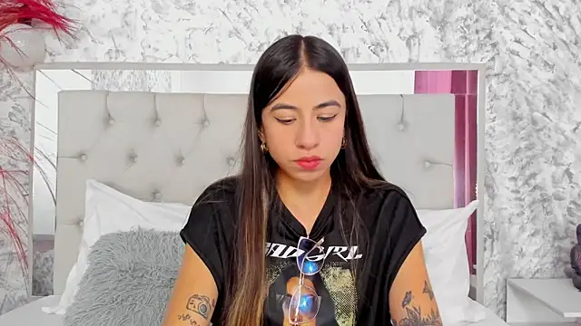 Snapshot of Ariana_greenblat chatting on 02.09.26 Ariana greenblat online show from 02.09.26