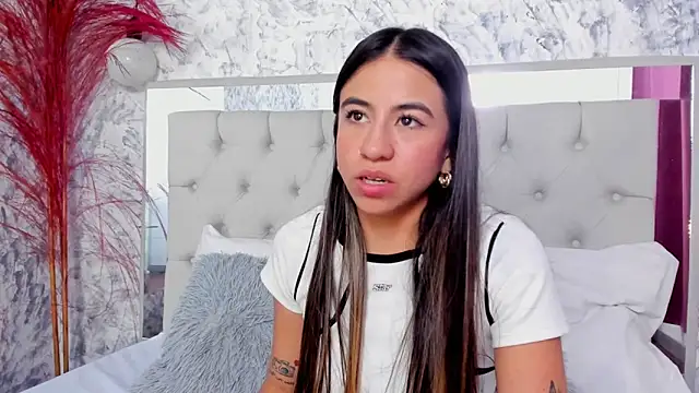 Snapshot of Ariana_greenblat chatting on 02.11.26 Ariana greenblat online show from 02.11.26