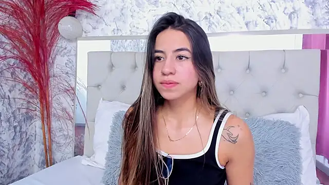 Snapshot of Ariana_greenblat chatting on 02.24.26 Ariana greenblat online show from 02.24.26