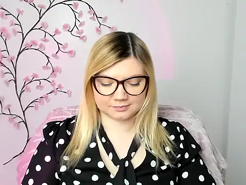 Lola moree online show from 12.21.25