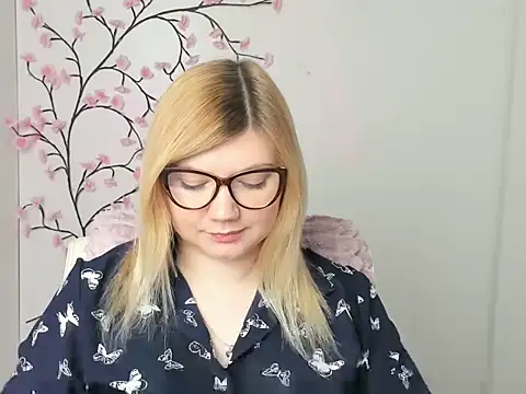 Lola moree online show from 02.08.26