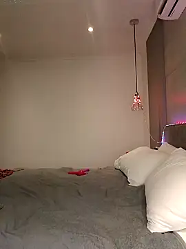 ZinaFreak online show from 03.04.25