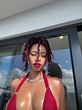 ZinaFreak online show from 11.19.25