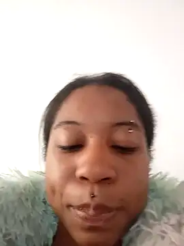 Zaira Rose  online show from 10.10.25