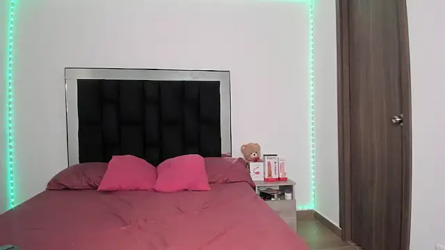 victoriacolin online show from 03.05.25