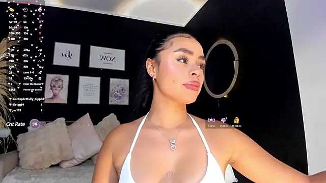 Snapshot of meli_ortiz_ chatting on 03.07.25 meli ortiz online show from 03.07.25