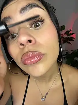 meli ortiz  online show from 11.06.25