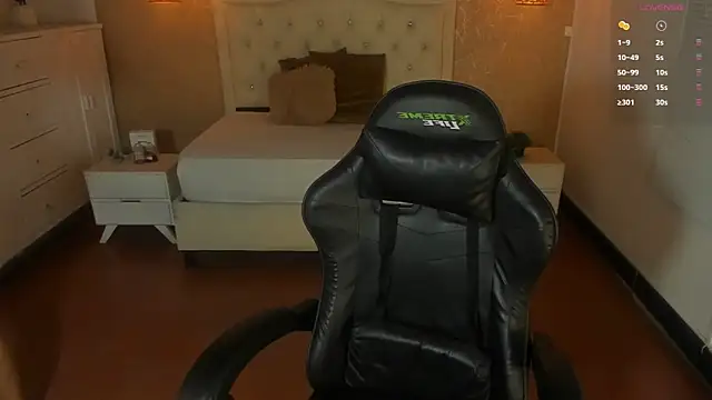 Hadley  online show from 11.26.25