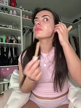 cute carly  online show from 03.15.25