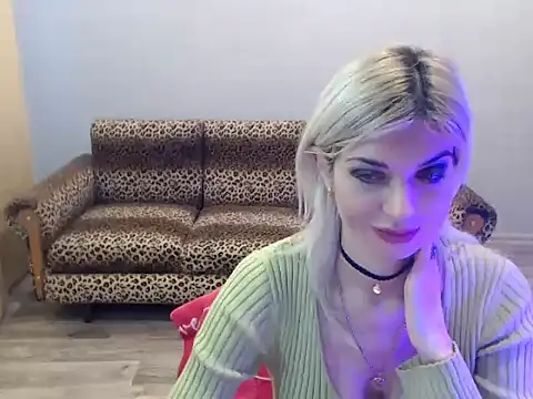 SexyBeatriice online show from 12.04.25