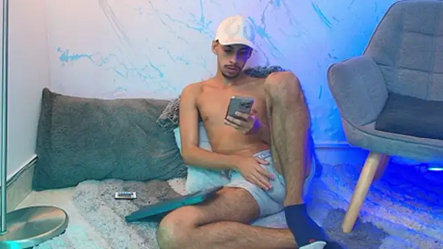 Snapshot of Sam_culhane chatting on 12.03.25 Sam culhane online show from 12.03.25