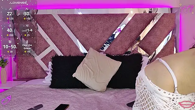 Snapshot of CandyLuxury__ chatting on 03.31.26 CandyLuxury online show from 03.31.26