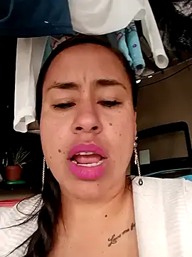 kamila lovee online show from 03.18.25