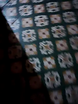 Snapshot of suggest121 chatting on 10.27.25 suggest121 online show from 10.27.25