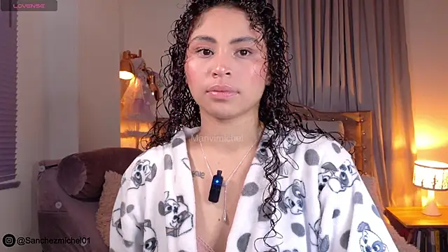 Marivimichel1 online show from 11.22.25