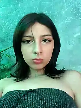 Maiden-Hot online show from 02.01.25