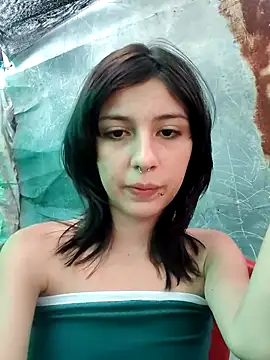 Maiden-Hot online show from 02.17.25