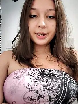 Snapshot of Maiden-Hot chatting on 07.11.26 Maiden-Hot online show from 07.11.26