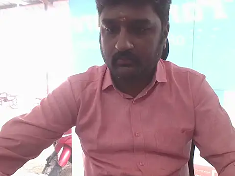 Snapshot of mathavan2006 chatting on 10.16.25 mathavan2006 online show from 10.16.25