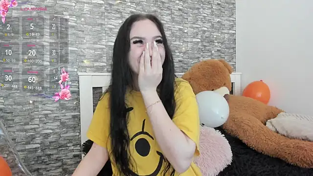 KairraPotts online show from 11.05.25