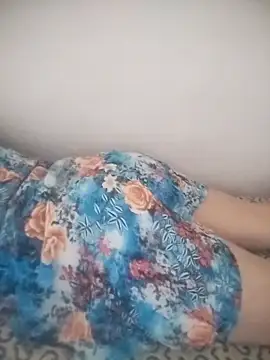 Snapshot of pora-34 chatting on 10.13.25 pora-34 online show from 10.13.25