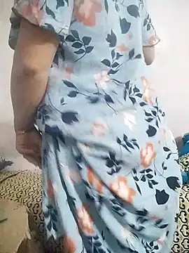 Snapshot of pora-34 chatting on 10.24.25 pora-34 online show from 10.24.25