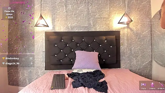 emberhodson online show from 03.10.25