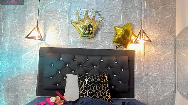 emberhodson online show from 11.17.25