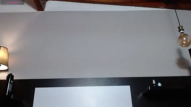 Liiamthompson online show from 04.17.26